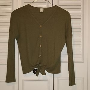 Green button up tee
